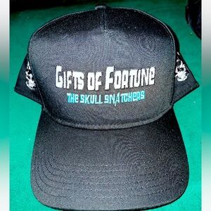 Snap back GIFTS Of FORTUNE hat